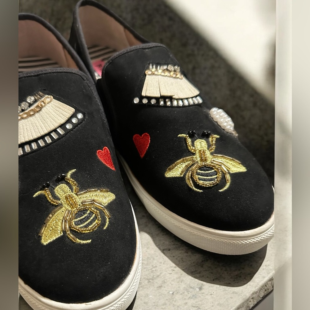 Betsey Johnson Shoes!🖤 - Picture 3 of 6